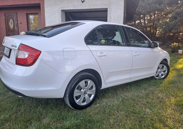 Skoda RAPID cena 29000 przebieg: 127300, rok produkcji 2016 z Pruchnik małe 29